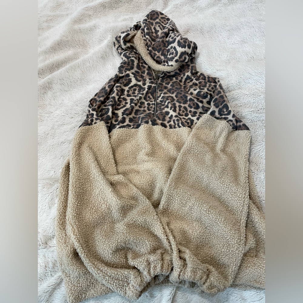 Lovely Melody Cheetah Sweatshirt